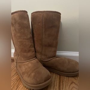 UGGS: Classic Tall II Boot